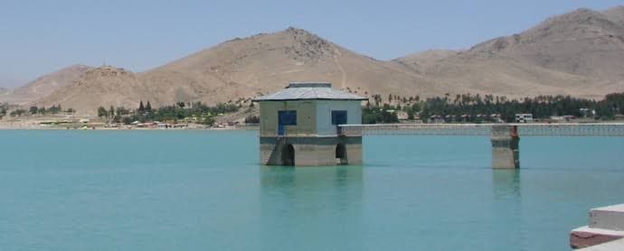 Qargha Lake